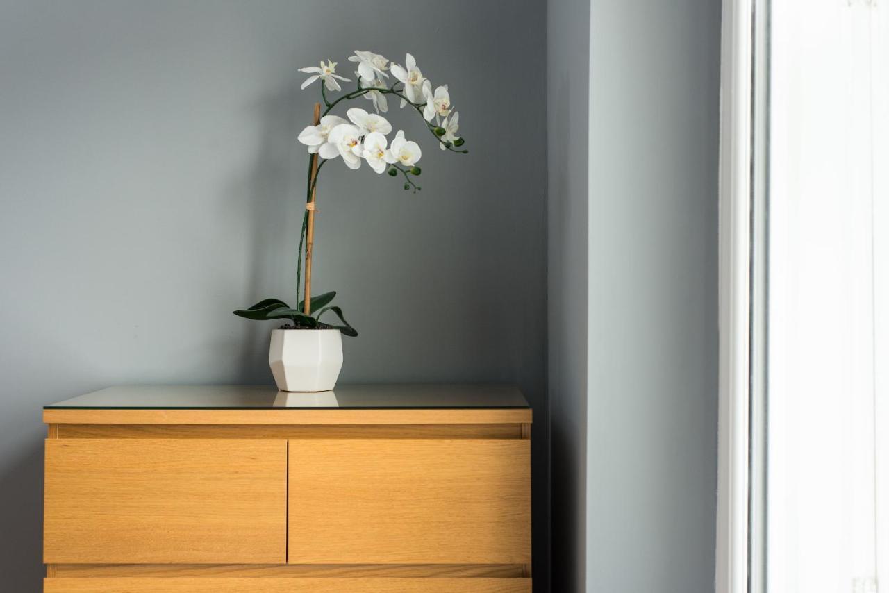 Castle Apt, Modern, Central Edinburgh Luaran gambar